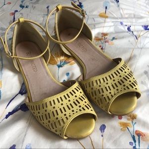 Open toe yellow sandals